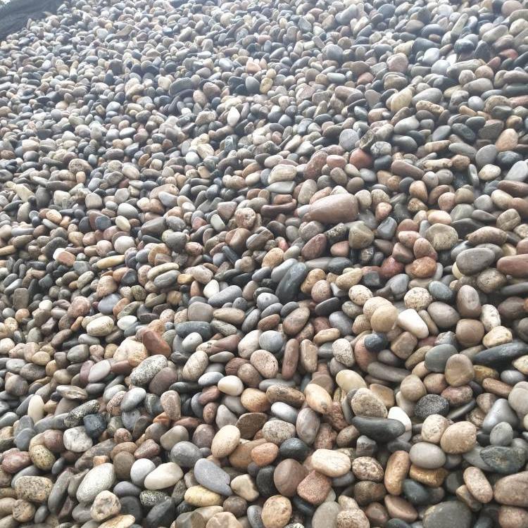 河卵石价格与路面工程应用指南 每立方米成本全面解析